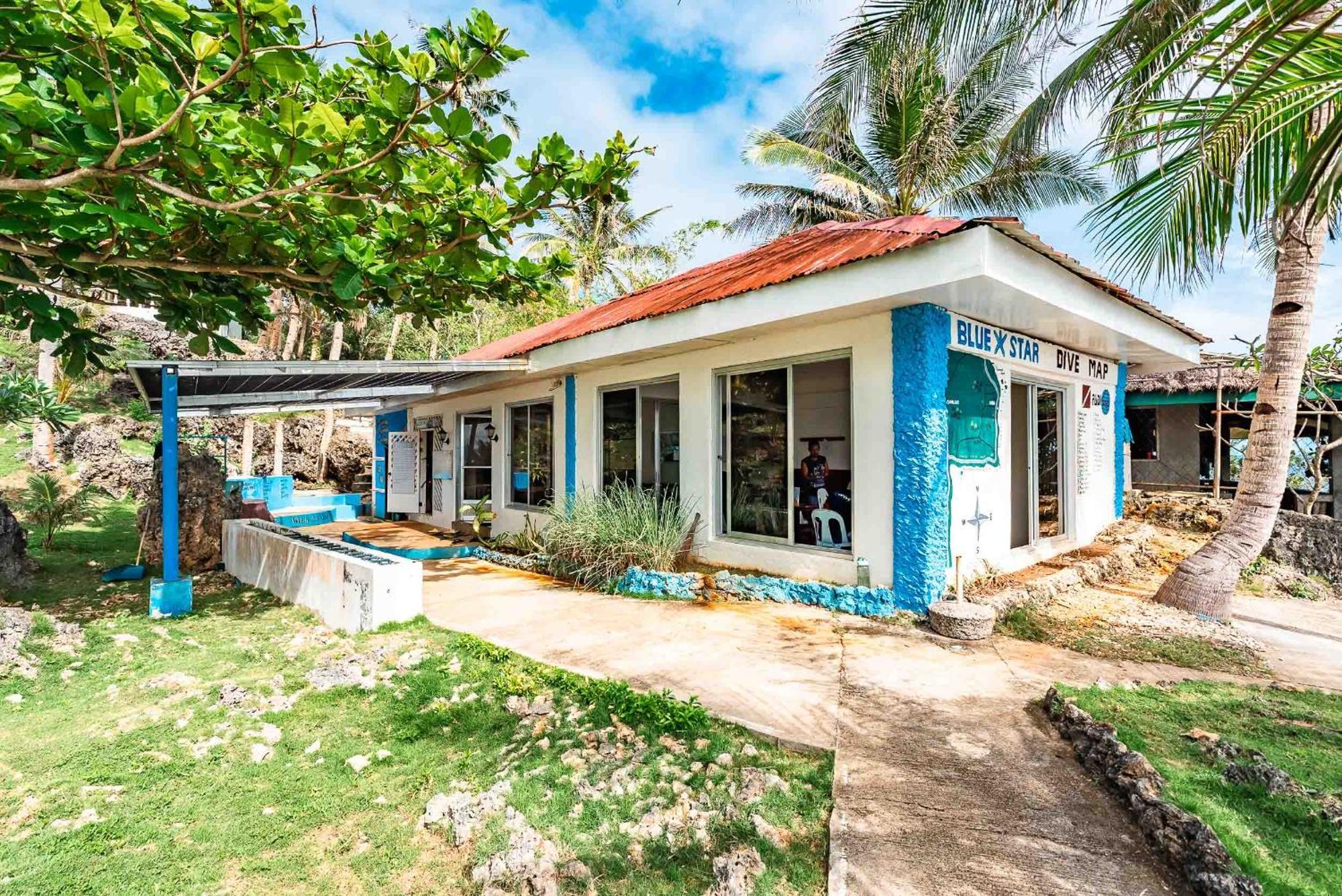 Blue Star Dive And Resort Anda  Kültér fotó