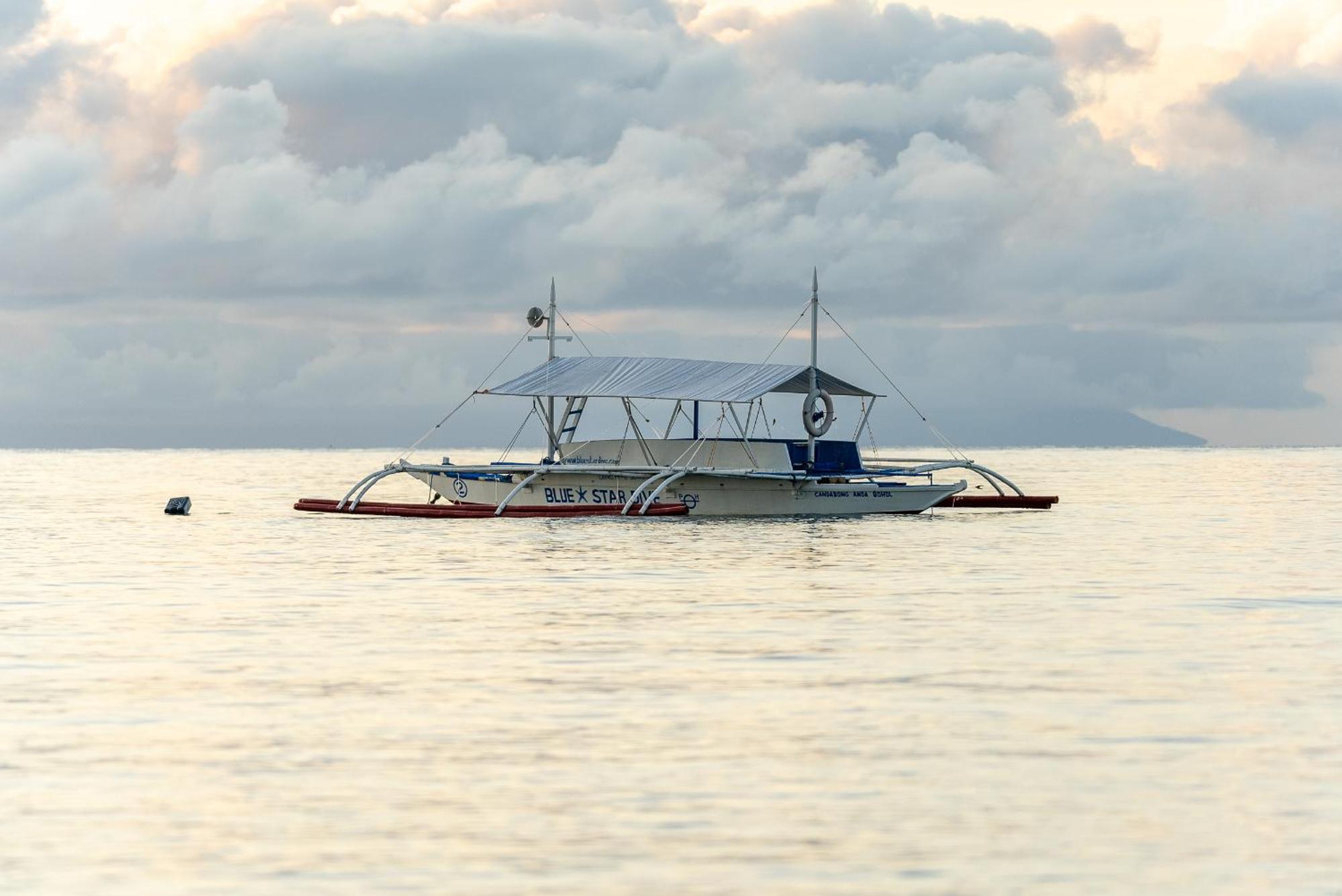 Blue Star Dive And Resort Anda  Kültér fotó