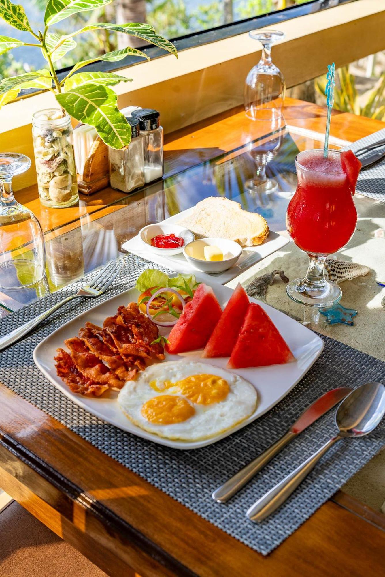 Blue Star Dive And Resort Anda  Kültér fotó